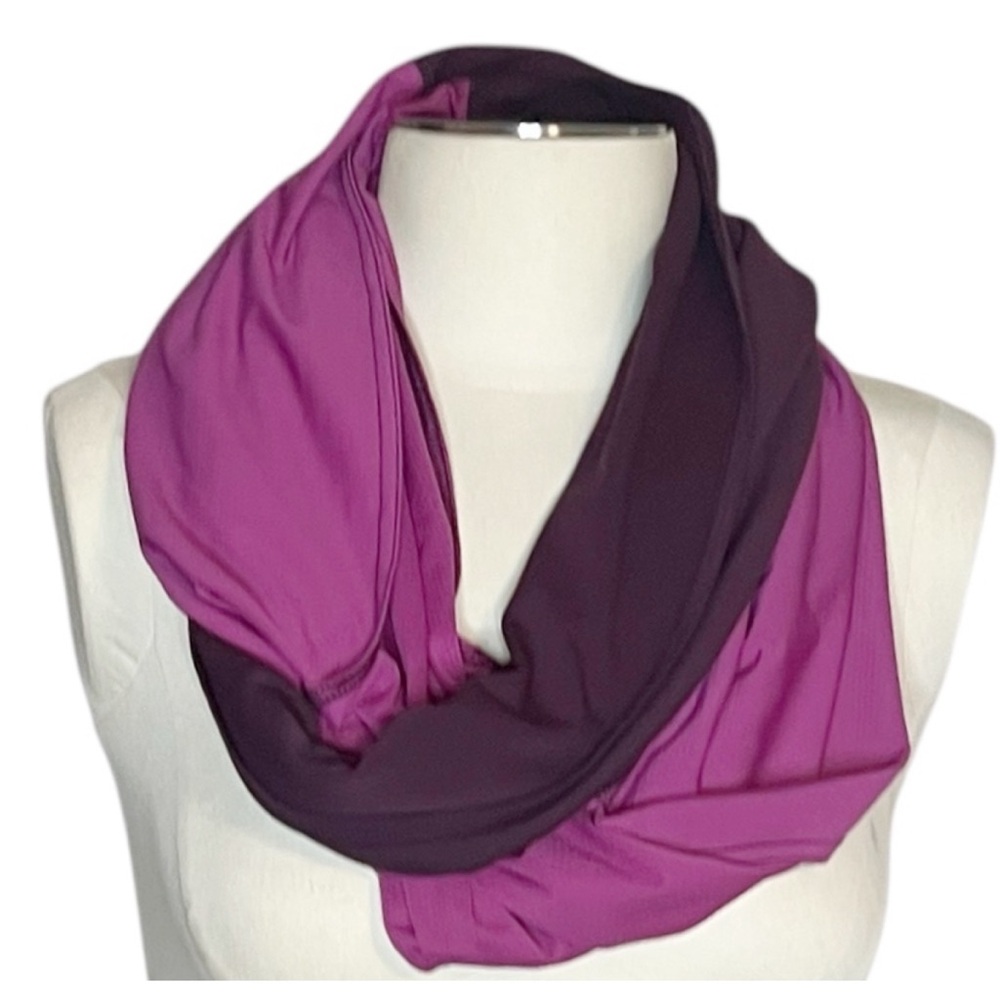 Fabletics fuchsia and plum infinity scarf